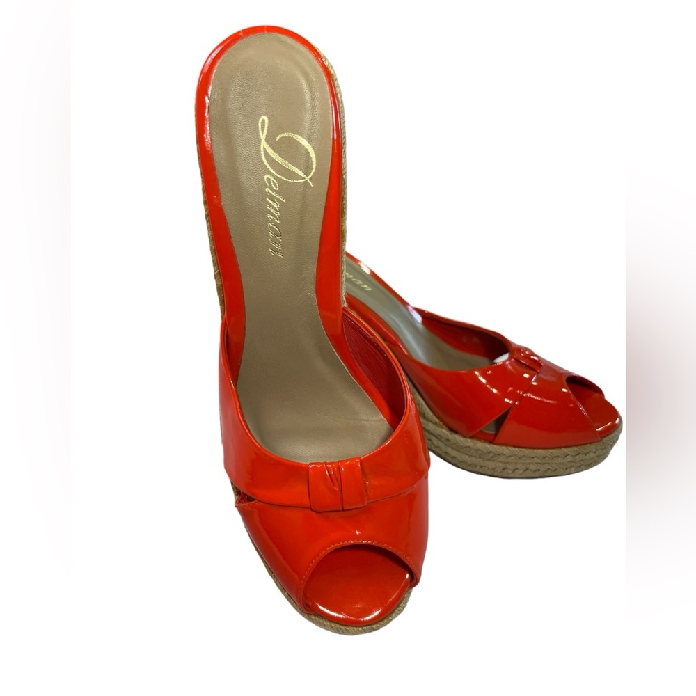 Delman Orange Patent Leather Sandal Women’s Size 6